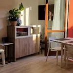 Apartment Lakeview Casa Camelia 21 *