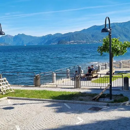 Apartamento Lakeview Casa Camelia 21