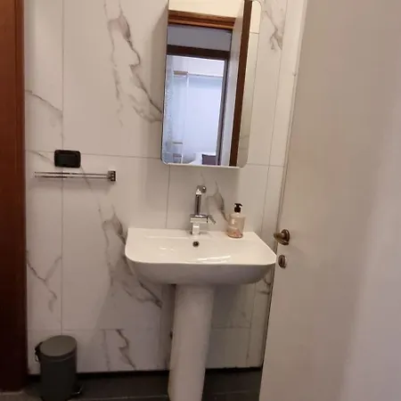 Apartament Lakeview Casa Camelia 21 *