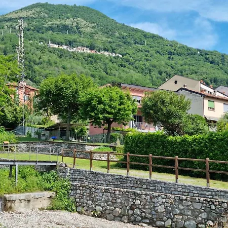 Lakeview Casa Camelia 21 *