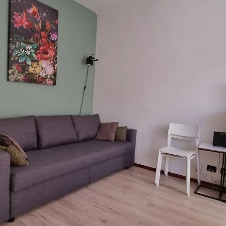 Lakeview Casa Camelia 21 아파트 Acquaseria