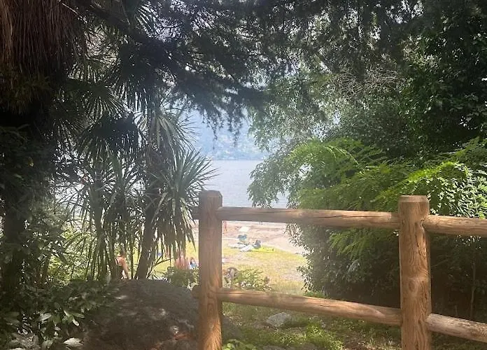 Lakeview Casa Camelia 21 *