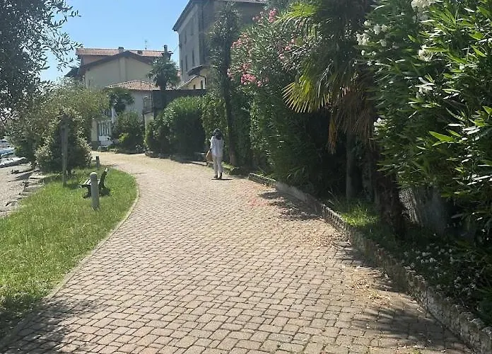 Διαμέρισμα Lakeview Casa Camelia 21 Acquaseria