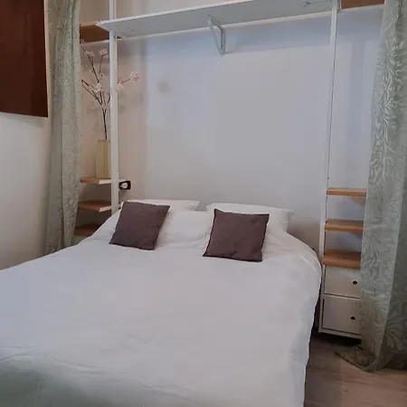 شقة Lakeview Casa Camelia 21 Acquaseria