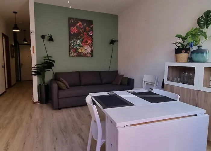 Lakeview Casa Camelia 21 Apartment *